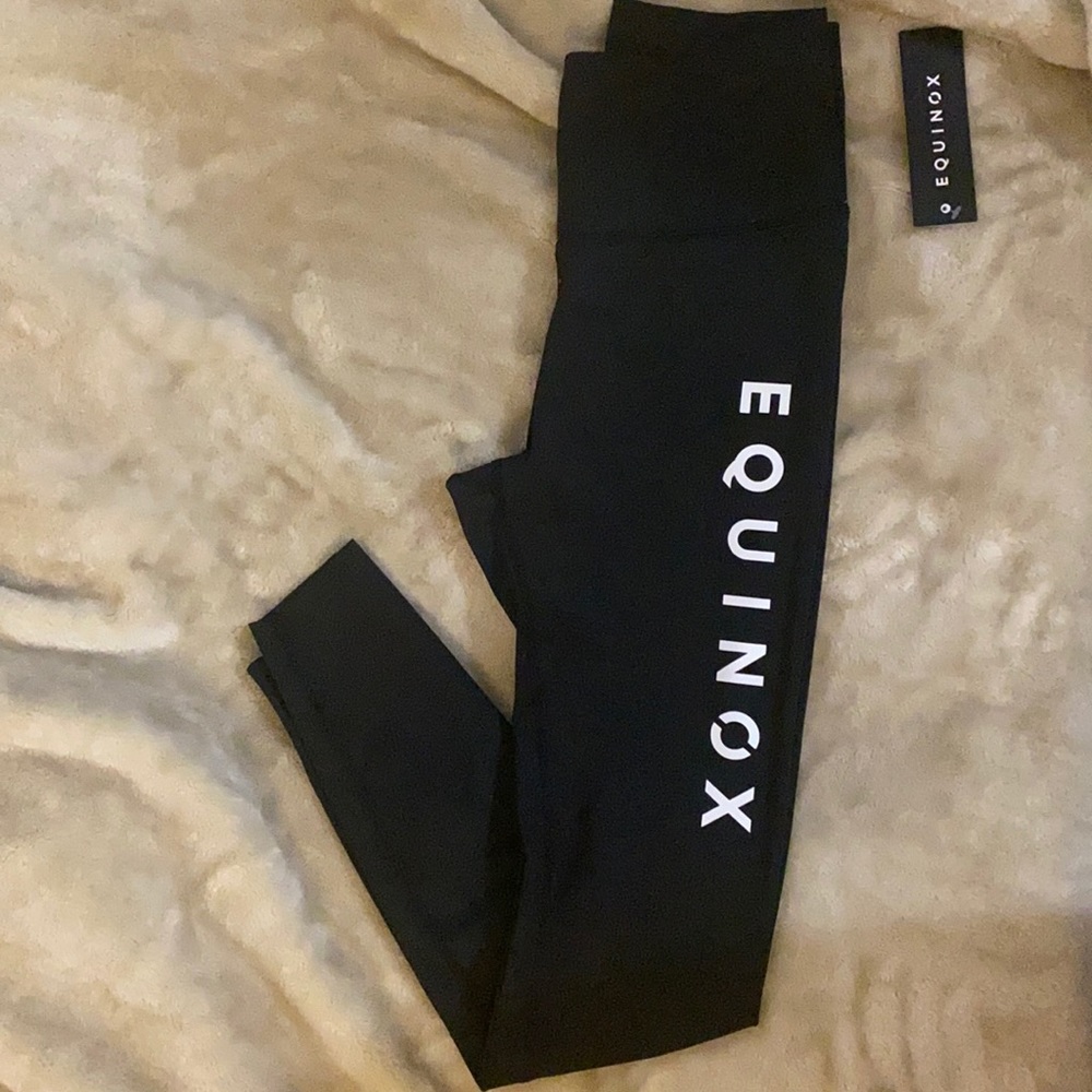 Equinox leggings in small